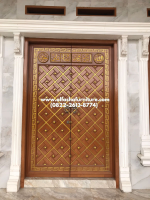 Replika Pintu Masjid Nabawi Kayu Finishing Kombinasi Gold