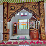 Mihrab masjid kayu jati ukir kaligrafi model terbaru