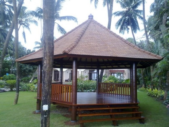 gazebo minimalis kayu jati Gazebo kayu jati minimalis atap sirap ulin - Image 1