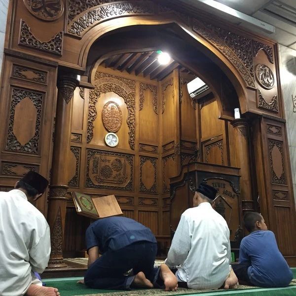 mihrab masjid Jual Mihrab Imam Masjid Ukiran Kaligrafi Mewah - Image 1